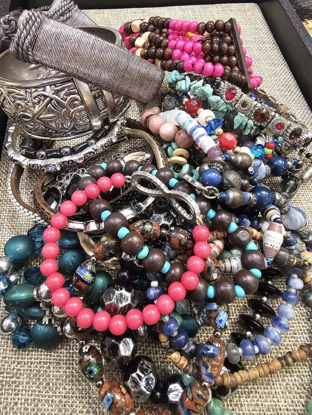 Assorted Women’s Bracelet Set~30pcs